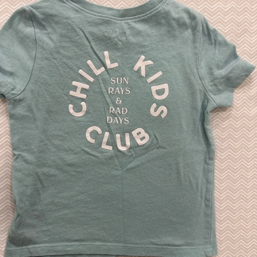 Old Navy Kids Short Sleeve Tees - Black, Blue, Brown, Gray - Picture 10 of 10